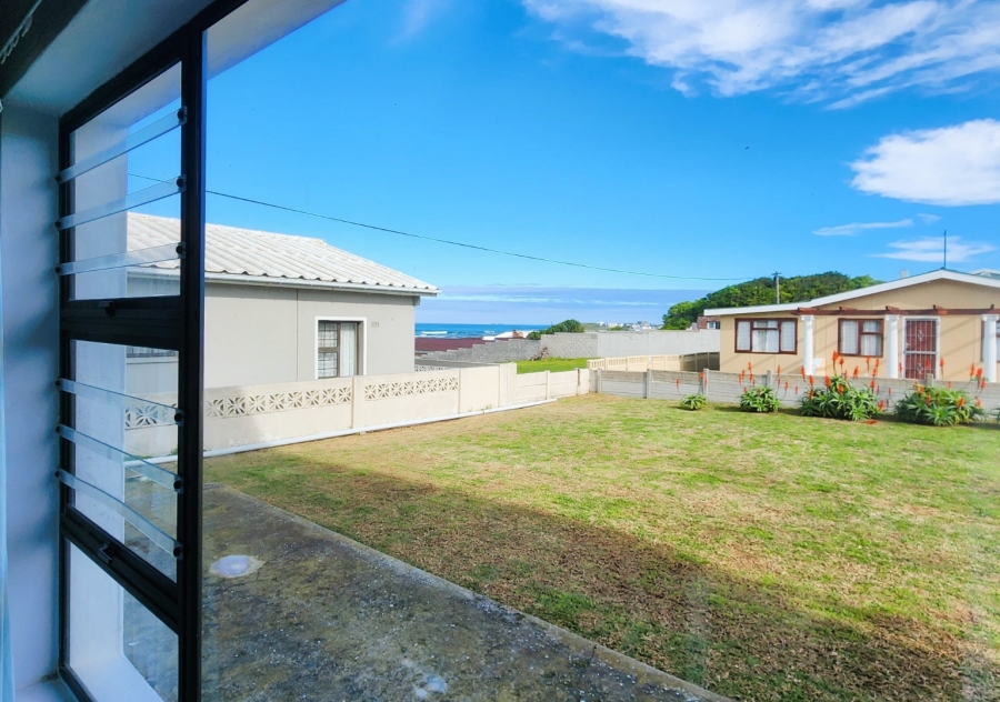 6 Bedroom Property for Sale in Kleinbaai Western Cape